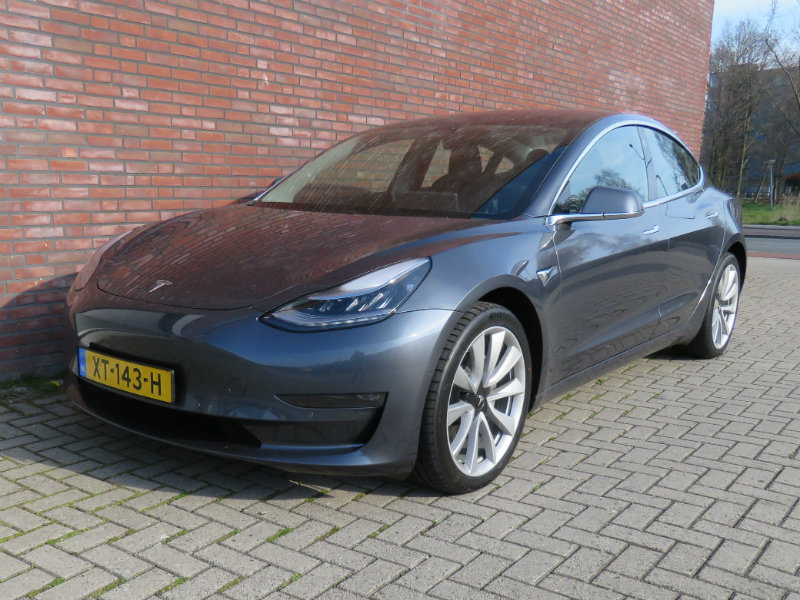 universiteitsstudent serveerster Communisme Tesla Model 3 Long Range All-Wheel Drive | Supershortlease