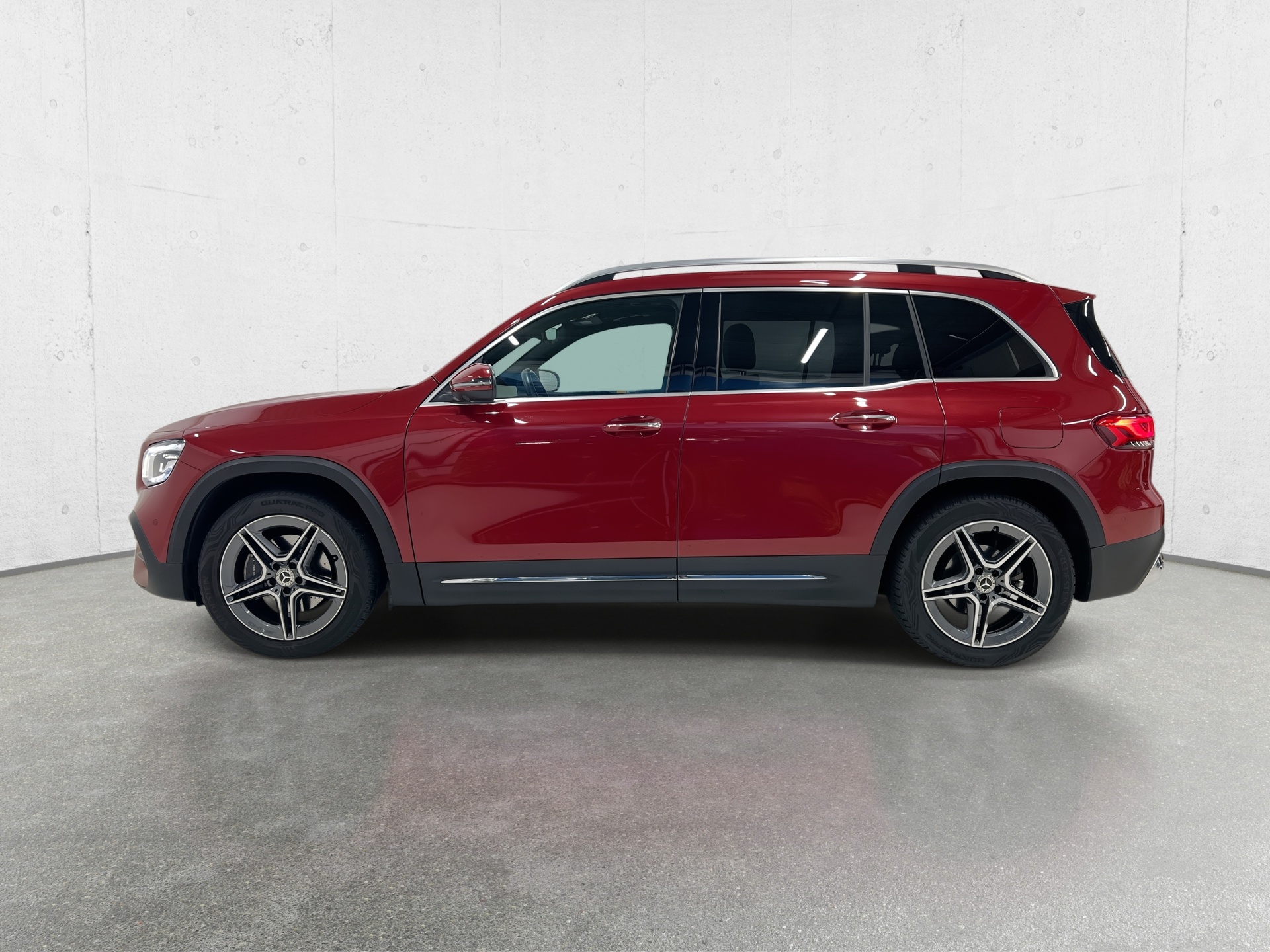 Mercedes-Benz GLB 200