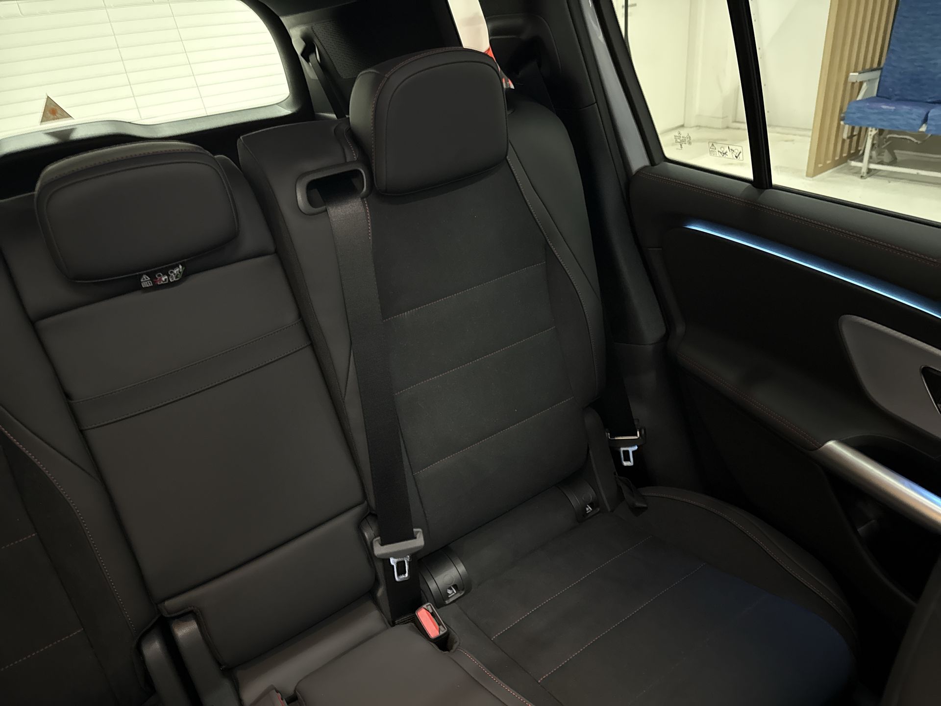 Mercedes-Benz GLB ev 250
