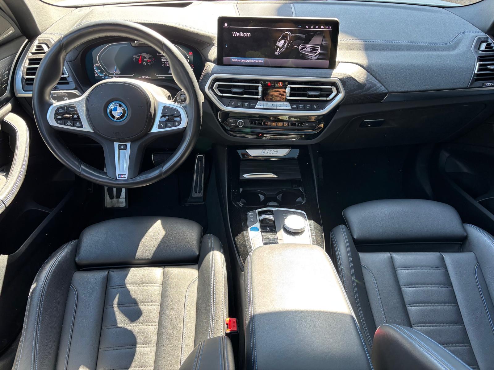 BMW iX3