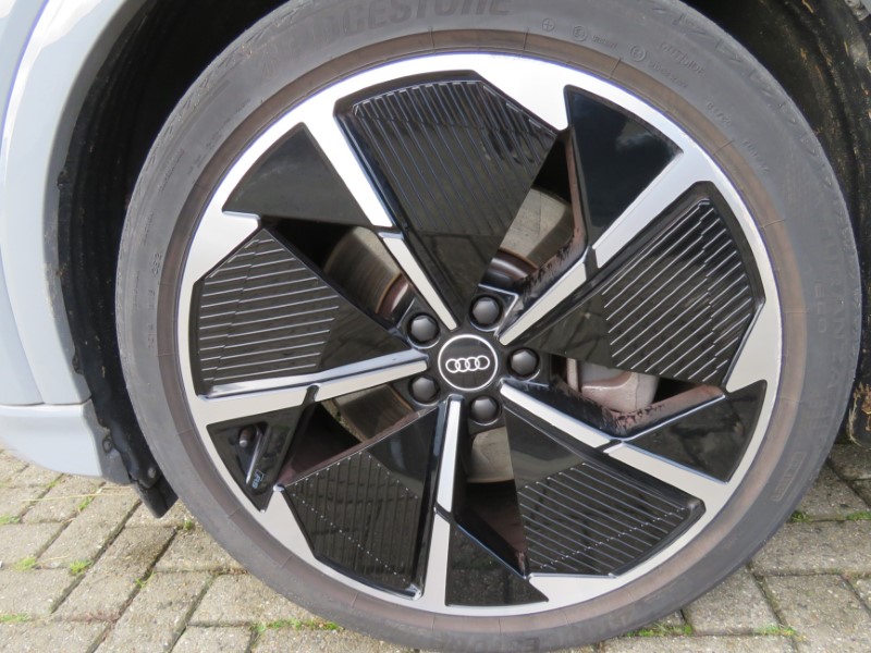 Audi Q4 Sportback e-tron