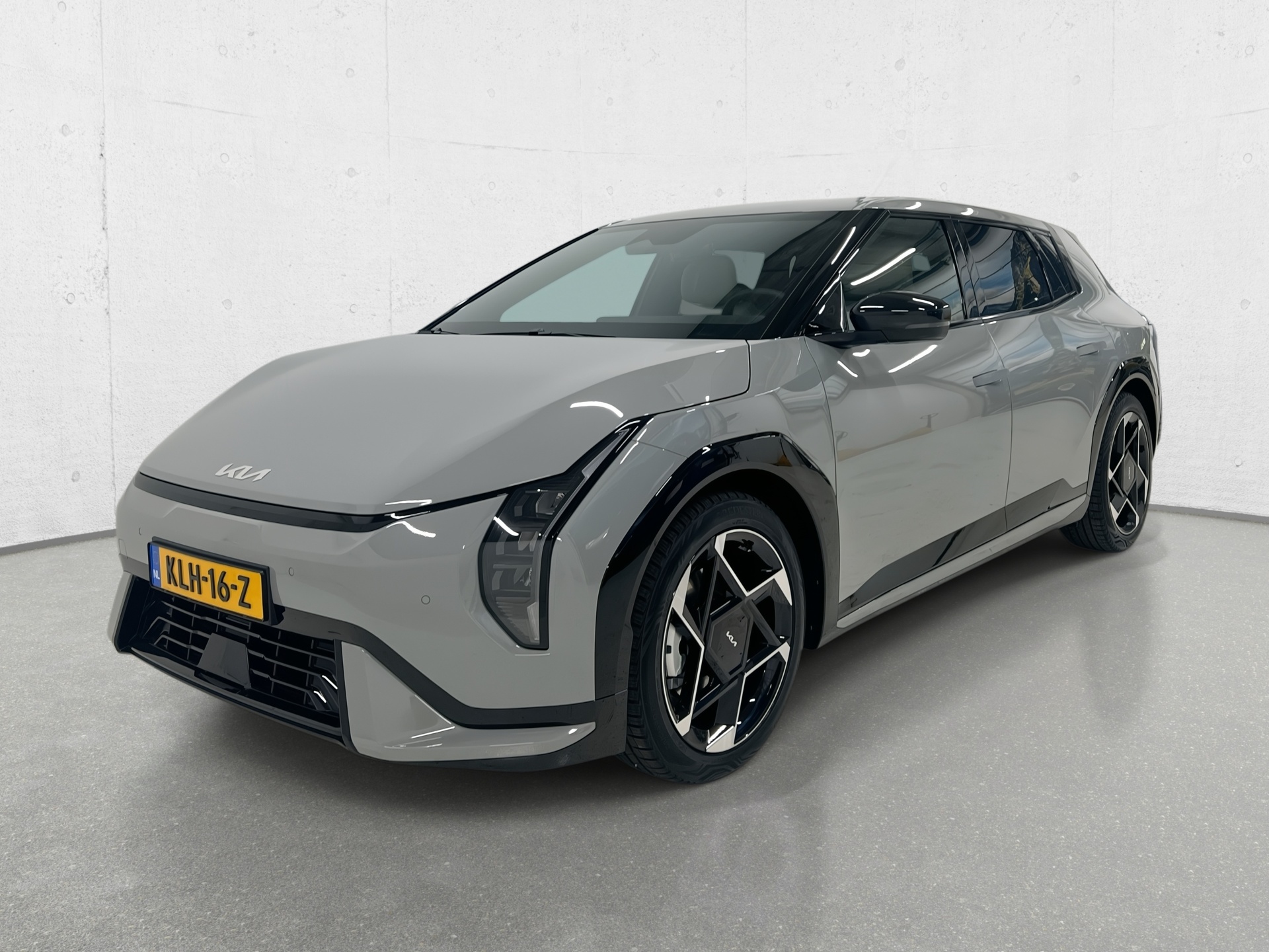 Kia EV4