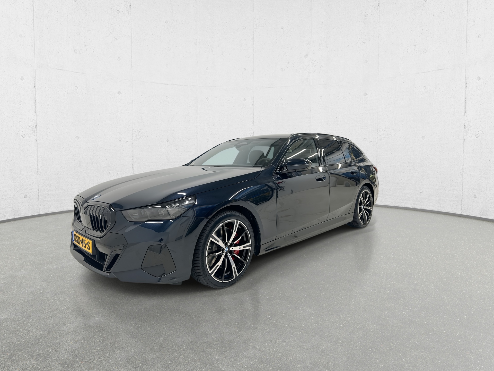 BMW i5 Touring