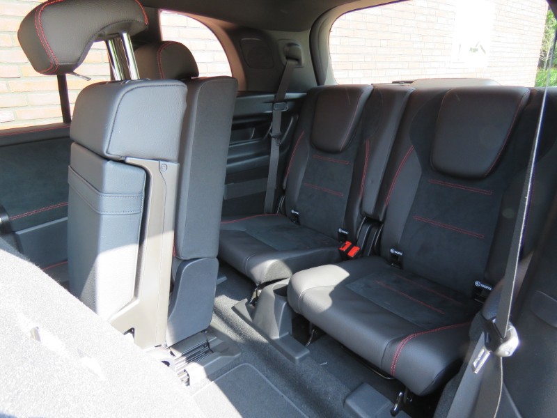 Mercedes-Benz GLB 180