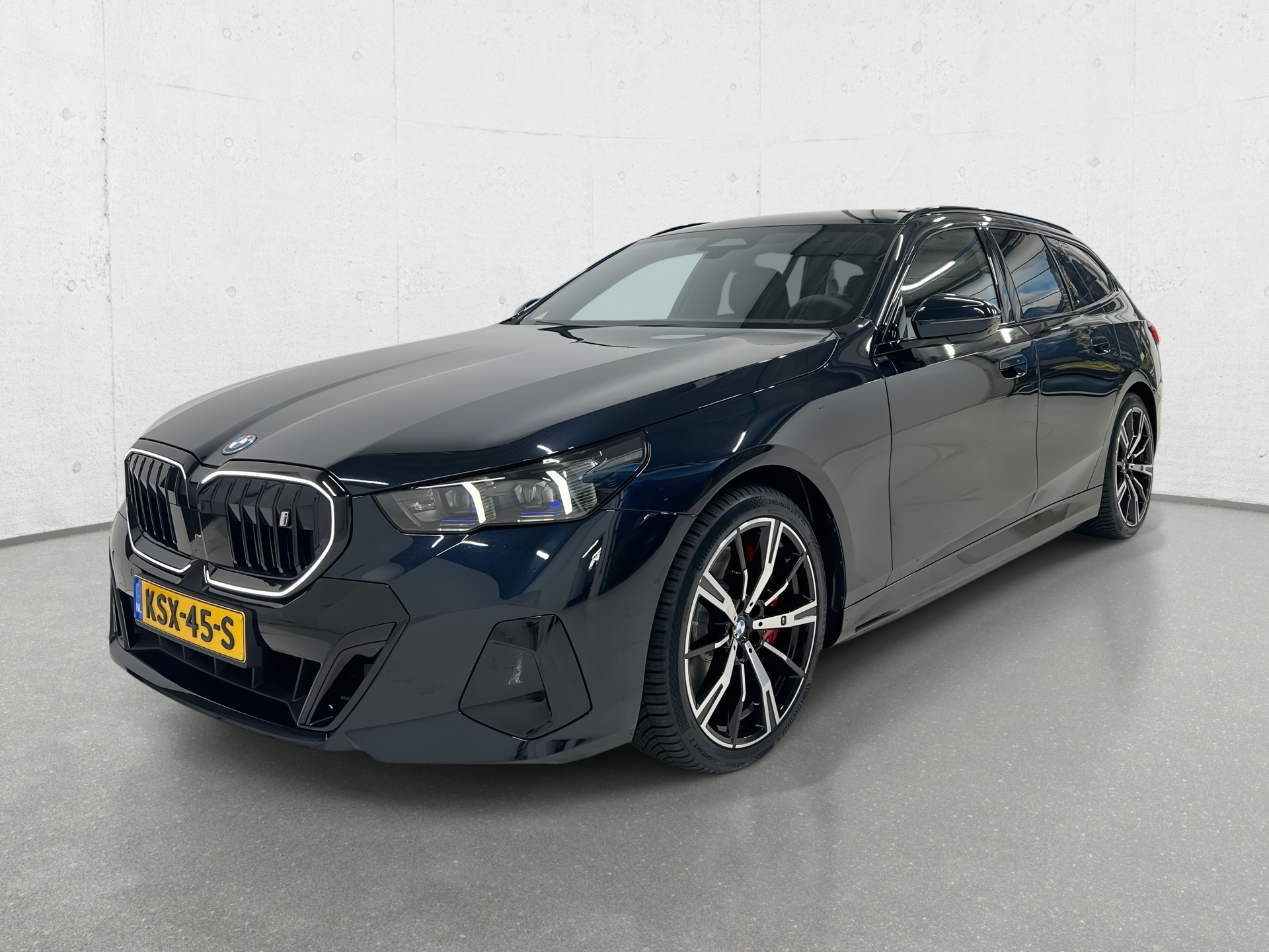 BMW i5 Touring