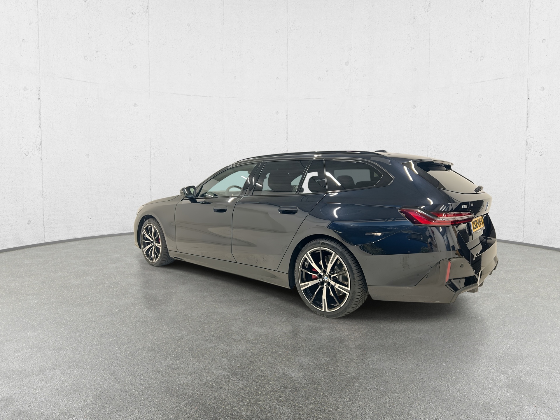 BMW i5 Touring