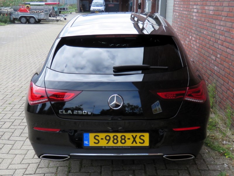 Mercedes-Benz CLA 250e Shooting Brake