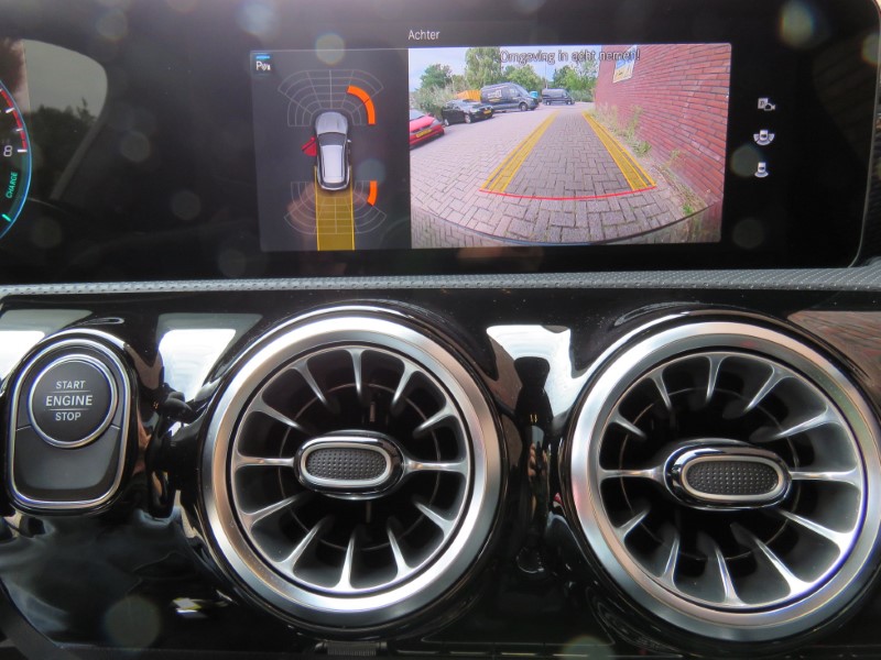 Mercedes-Benz CLA 250e Shooting Brake