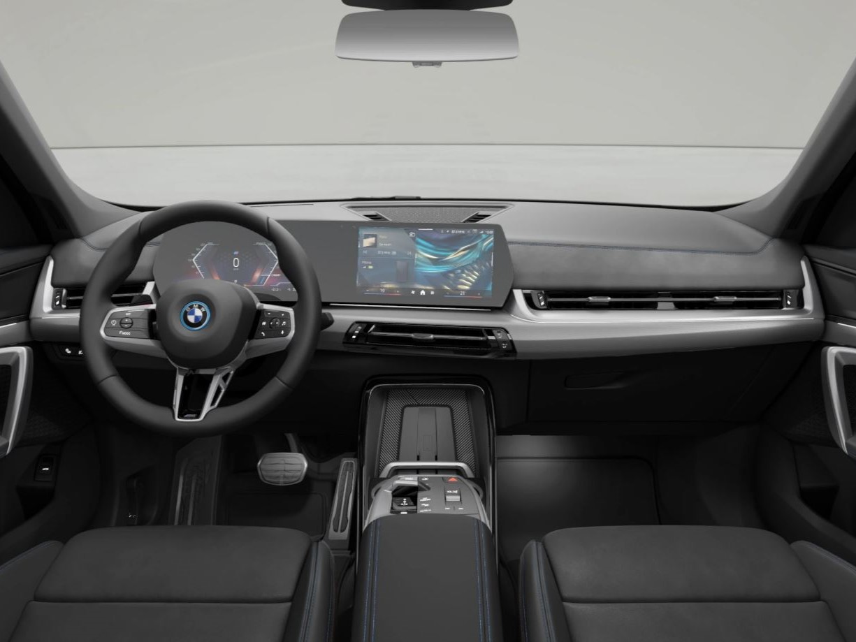 BMW iX1