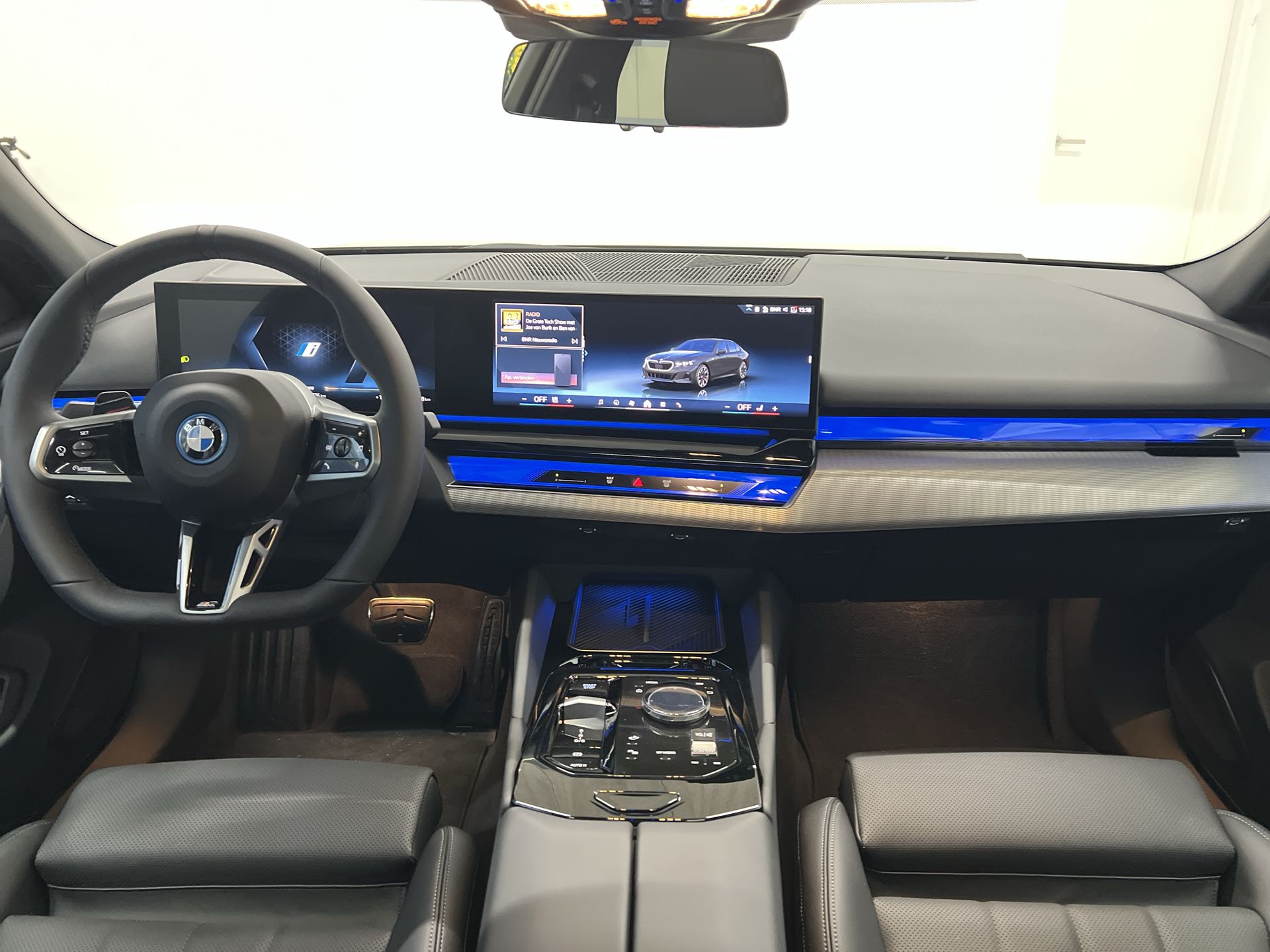 BMW i5