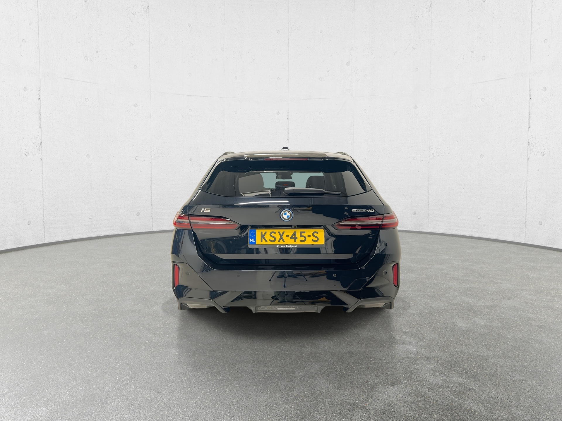 BMW i5 Touring